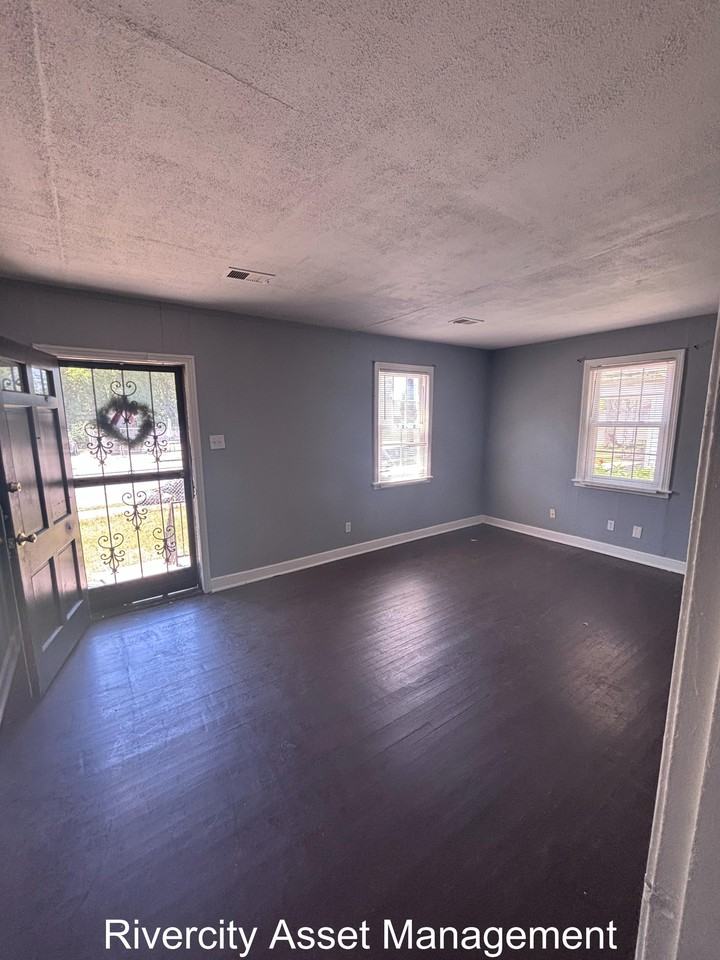 1116 N Holmes St #1 - Photo 3 of 6
