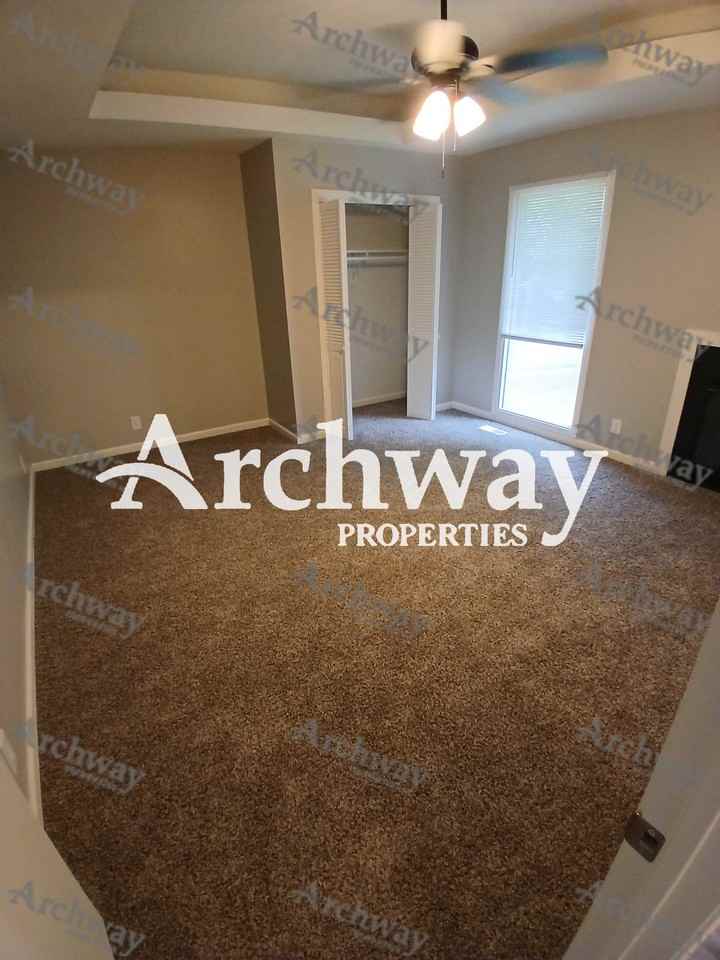 1319 S 28th St #NA - Photo 6 of 15