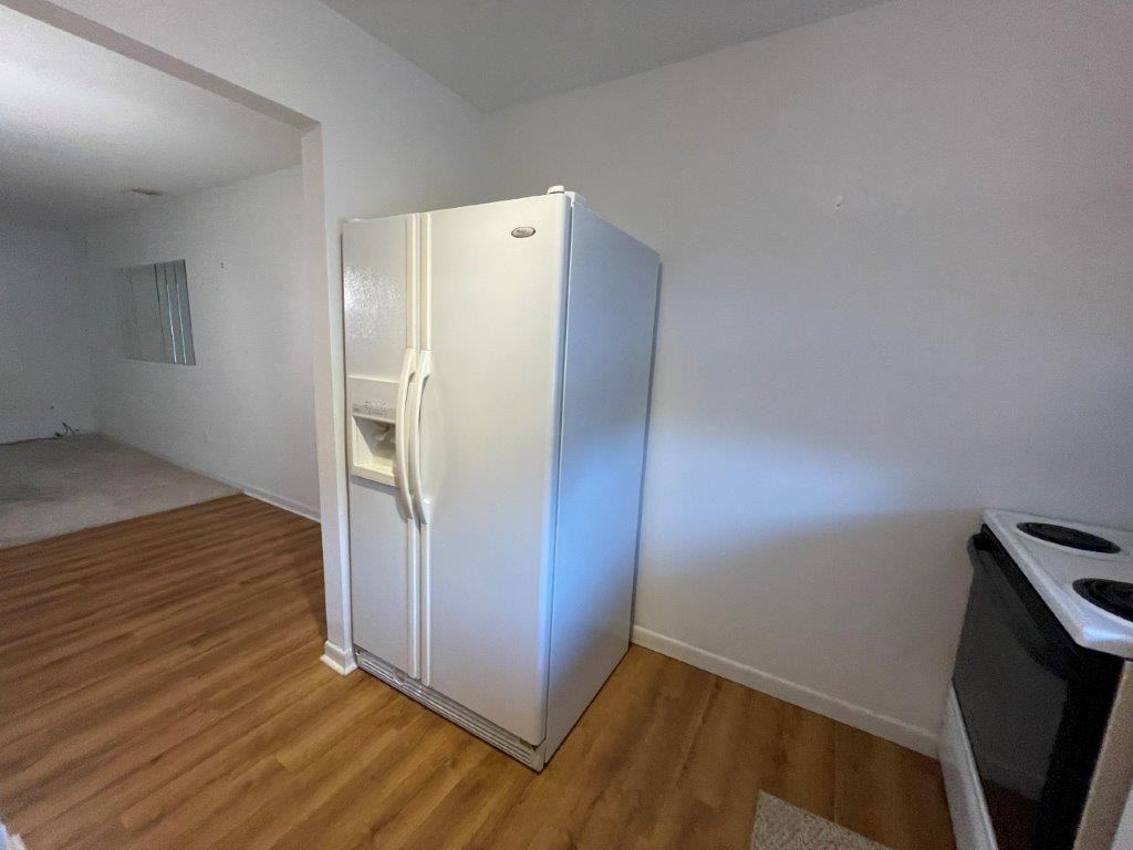 720 E Minnesota Ave Apt B #B - Photo 5 of 10