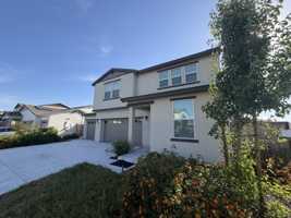 featured image of 10100 Downy Birch Dr #1