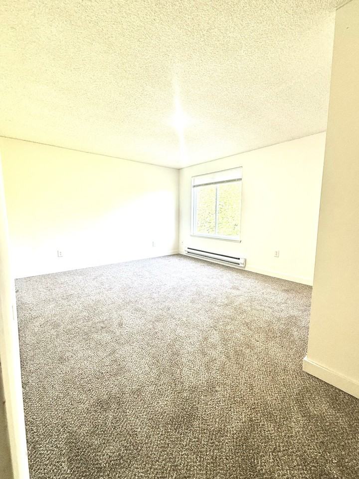 1740 Kidd Ave Se #45 - Photo 6 of 16