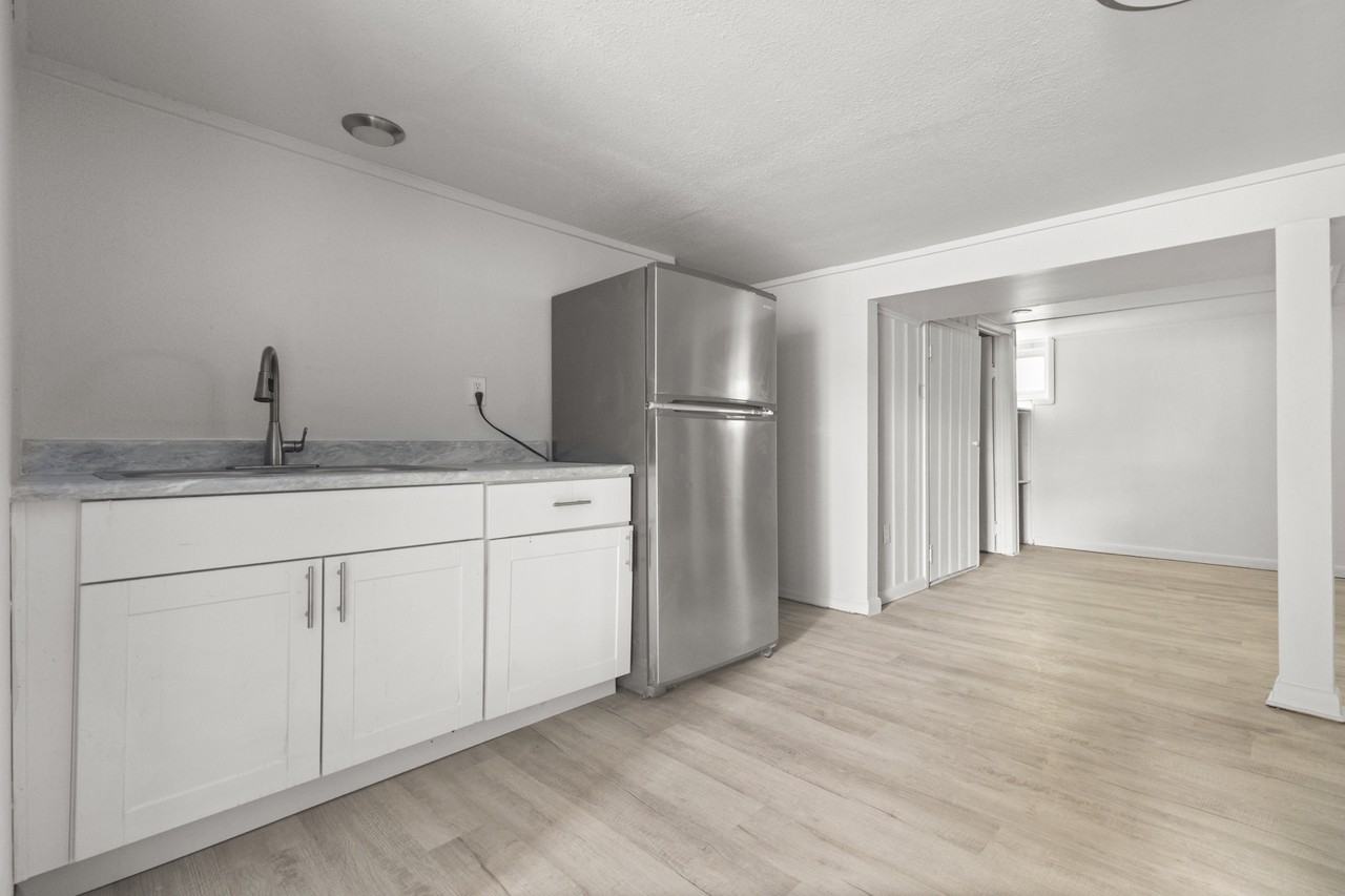 4757 S Jason St #B - Photo 3 of 14