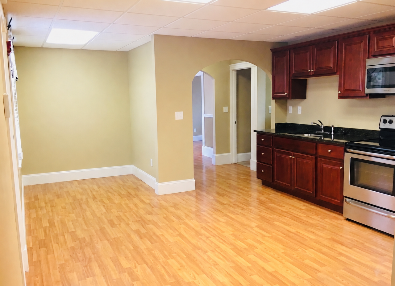 63 Washington St #1 - Photo 4 of 14