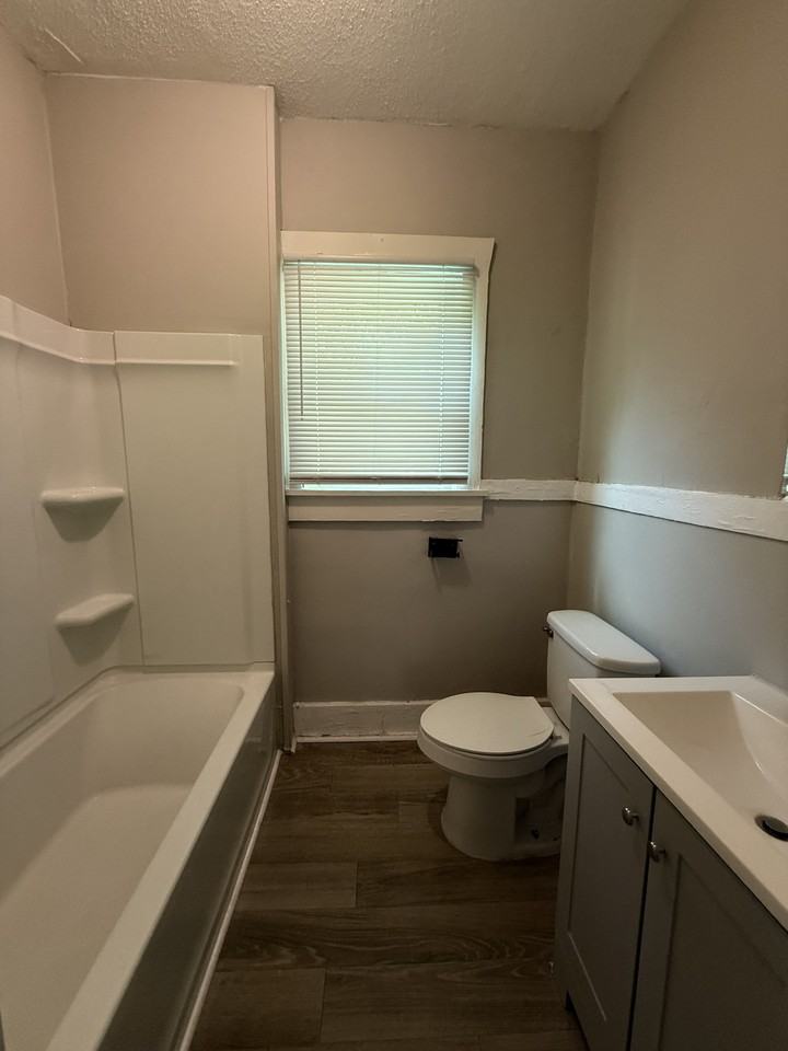 1601 48th Street Ensley #1 - Photo 6 of 8