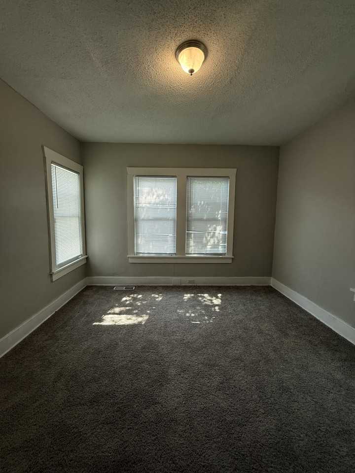 1601 48th Street Ensley #1 - Photo 7 of 8