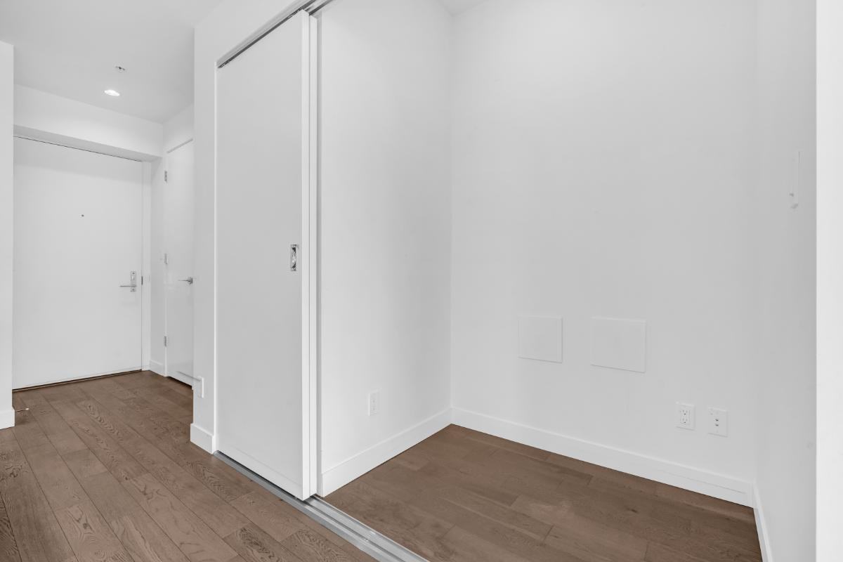 9080 University Drive East #1105 - Photo 7 of 21