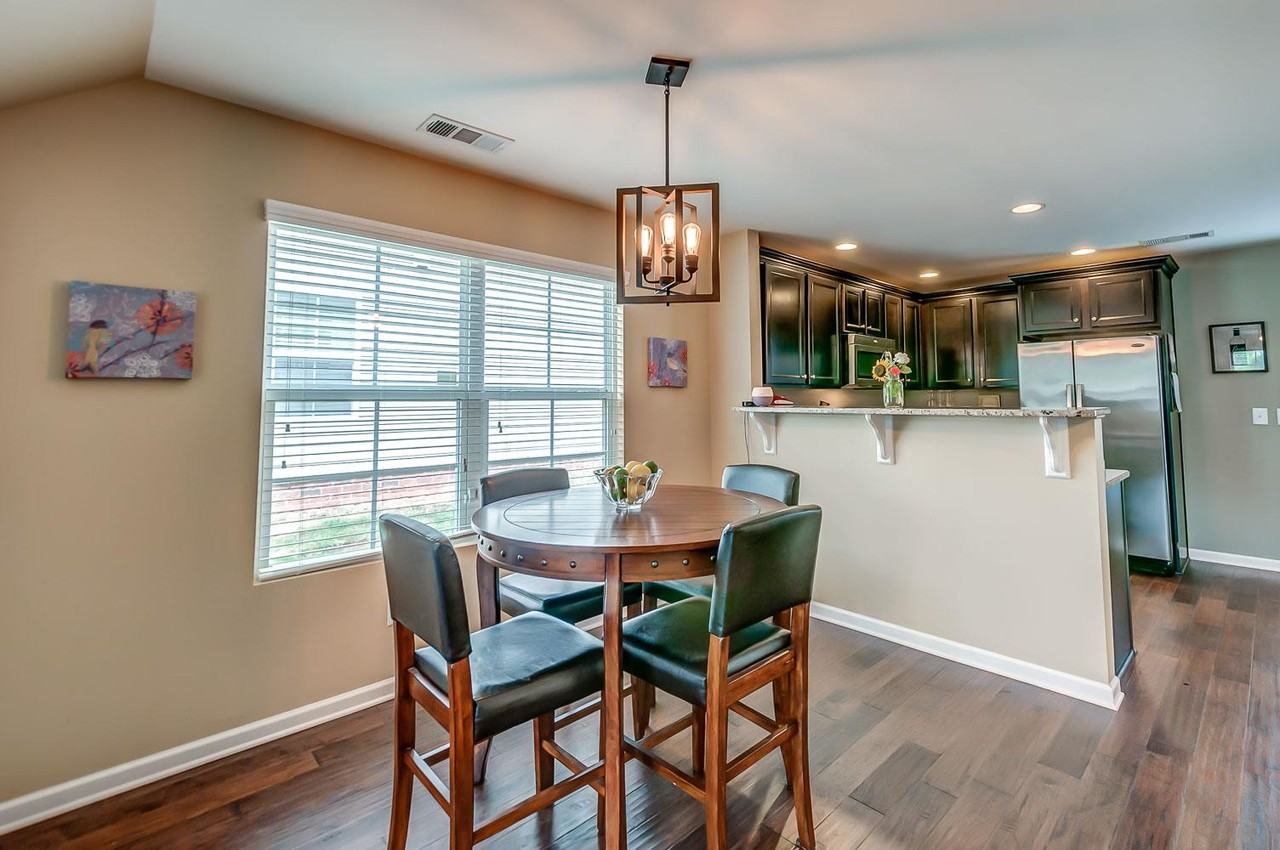 1431 Riverbrook Dr #1 - Photo 5 of 24