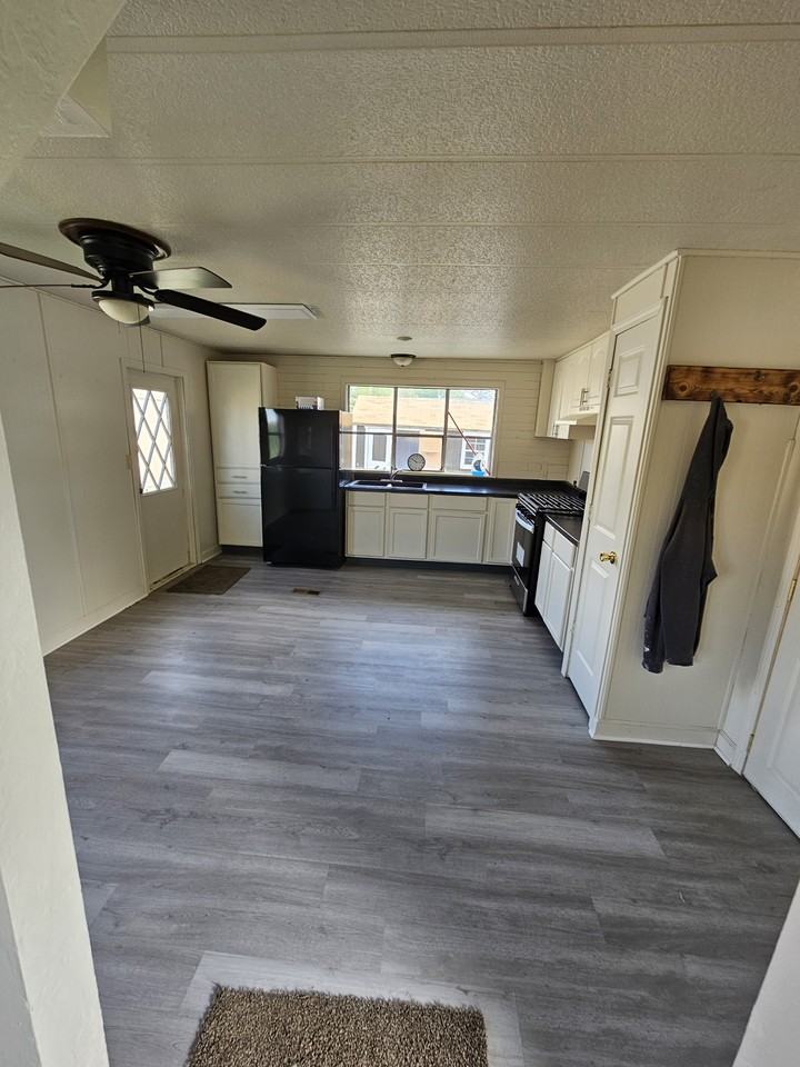 276 Pleasant Aly Sw #1 - Photo 5 of 10