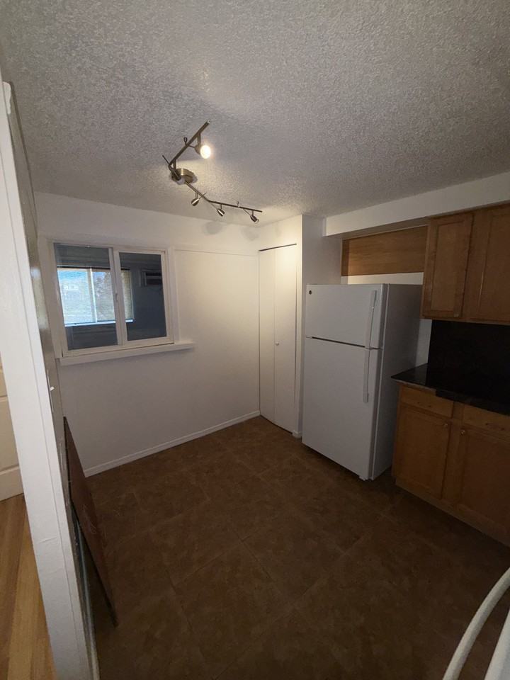 8824 East Florida Avenue - 208Apt. 208 #208 - Photo 4 of 16