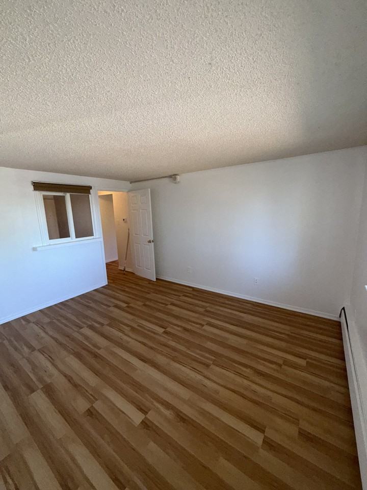 8824 East Florida Avenue - 208Apt. 208 #208 - Photo 5 of 16