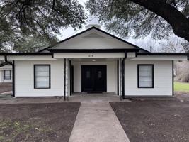 featured image of 204 Church St #2