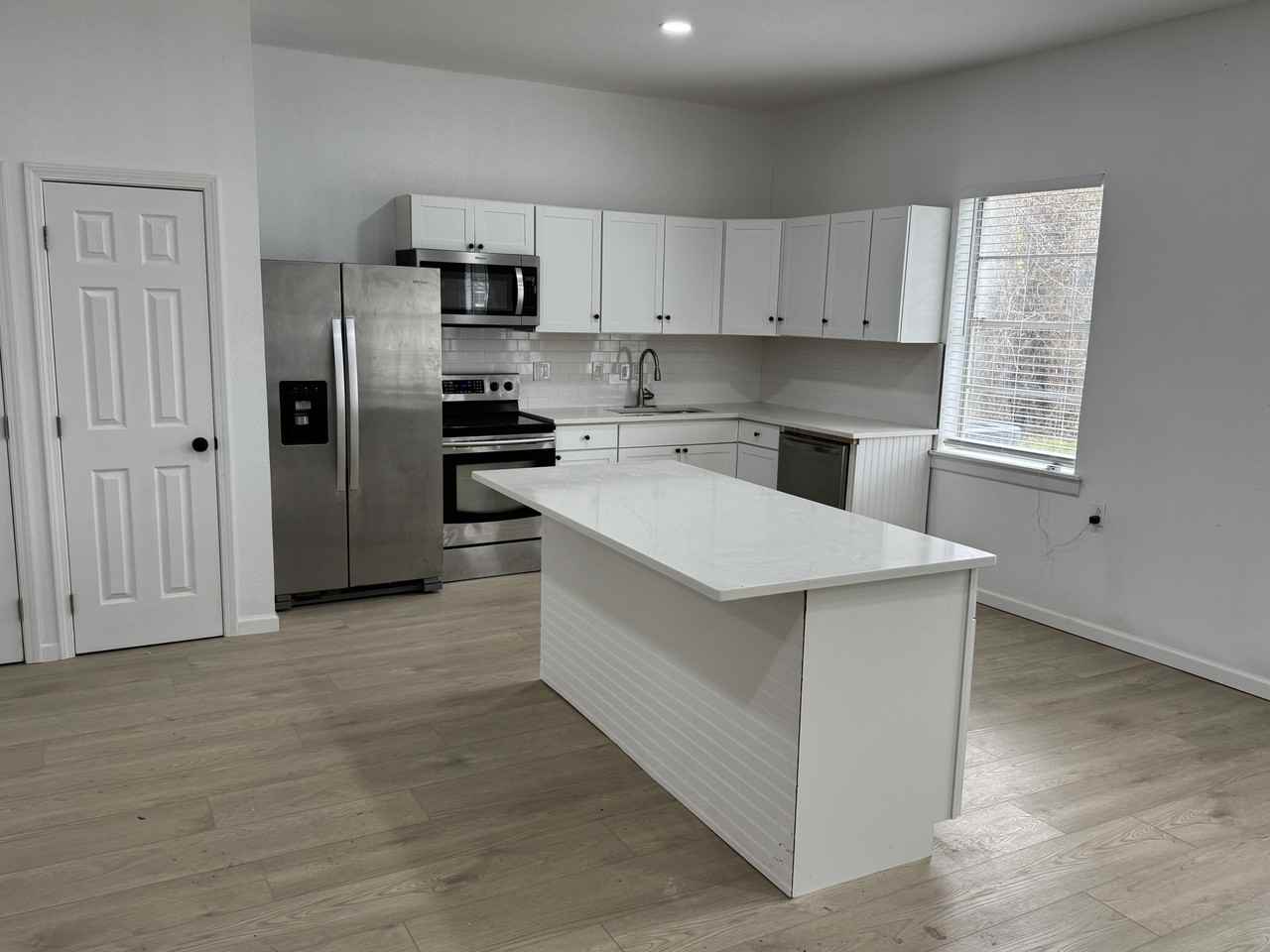204 Church St #2 - Photo 7 of 16