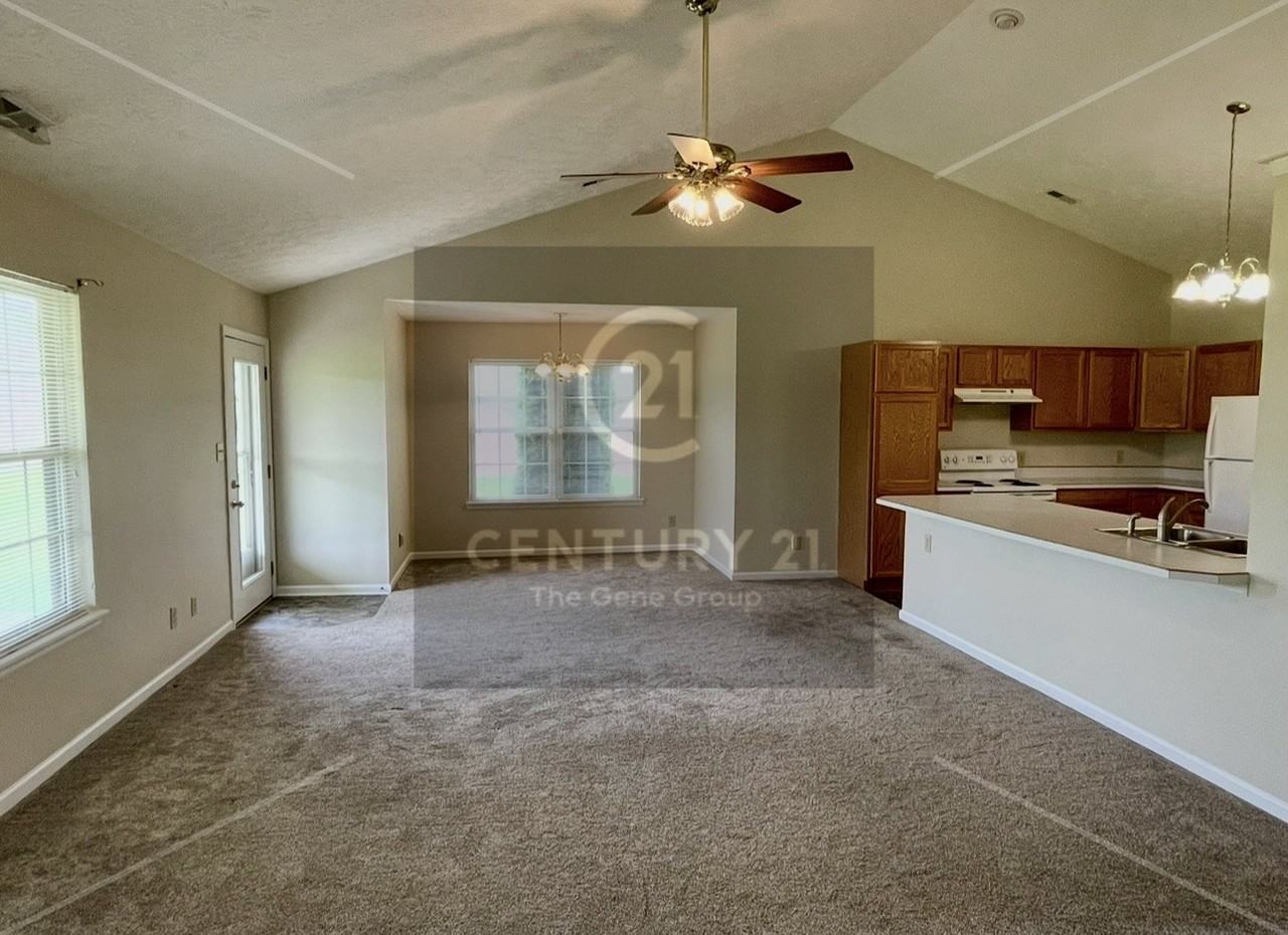 103 Zinfandel Dr #1 - Photo 4 of 13