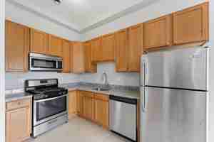 featured image of 2451 W Howard St