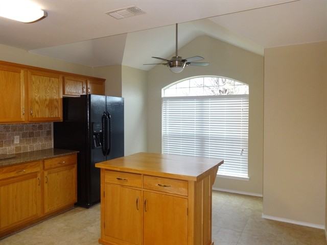 10509 Fossil Hill Dr - Photo 3 of 15