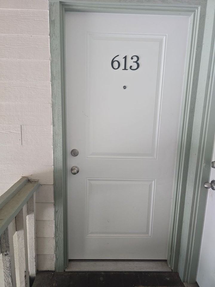 Bent Oak Apartments - Photo 4 of 34
