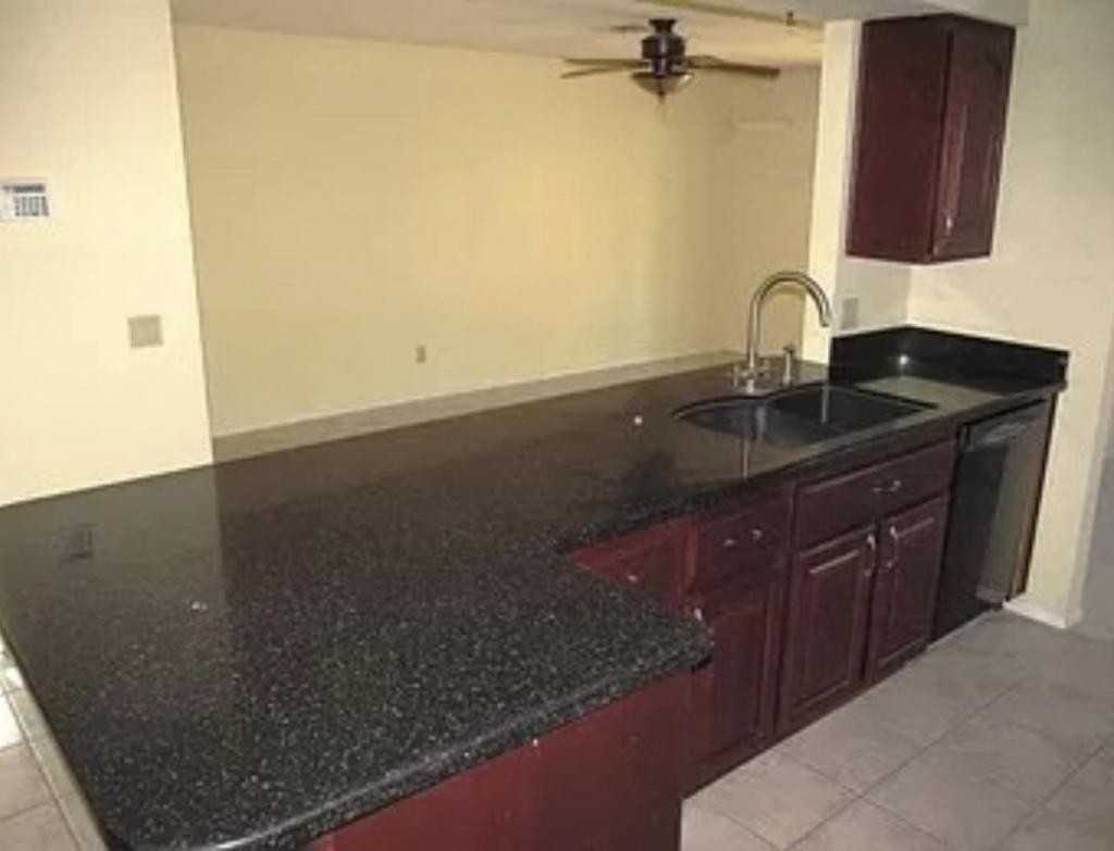 3250 W Helena Dr - Photo 2 of 7