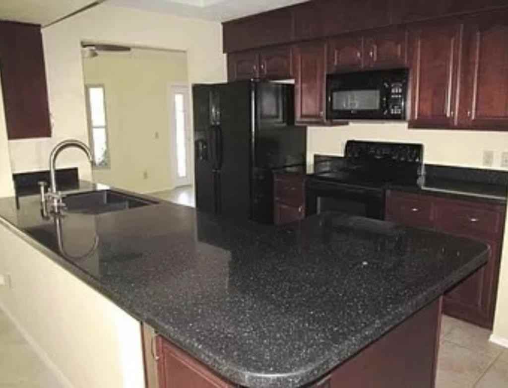 3250 W Helena Dr - Photo 3 of 7