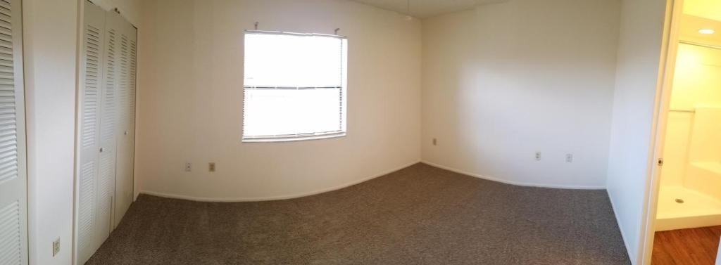 110 E Washington St - Photo 5 of 13