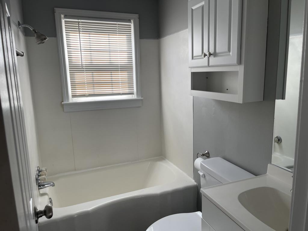 902 N Garfield Ave #C - Photo 6 of 7