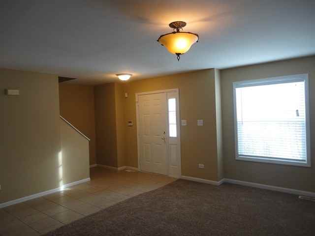 5301 Meadowbrook St - Photo 3 of 9