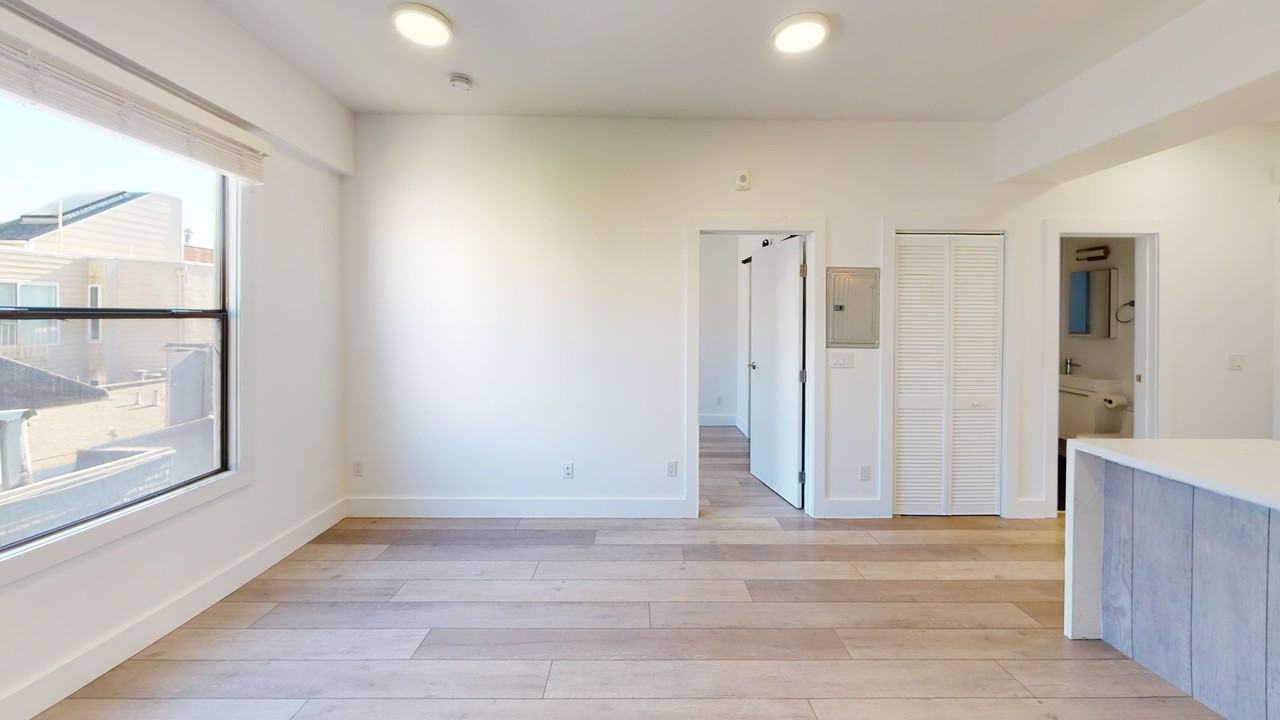 1472 Filbert Street - Photo 4 of 17