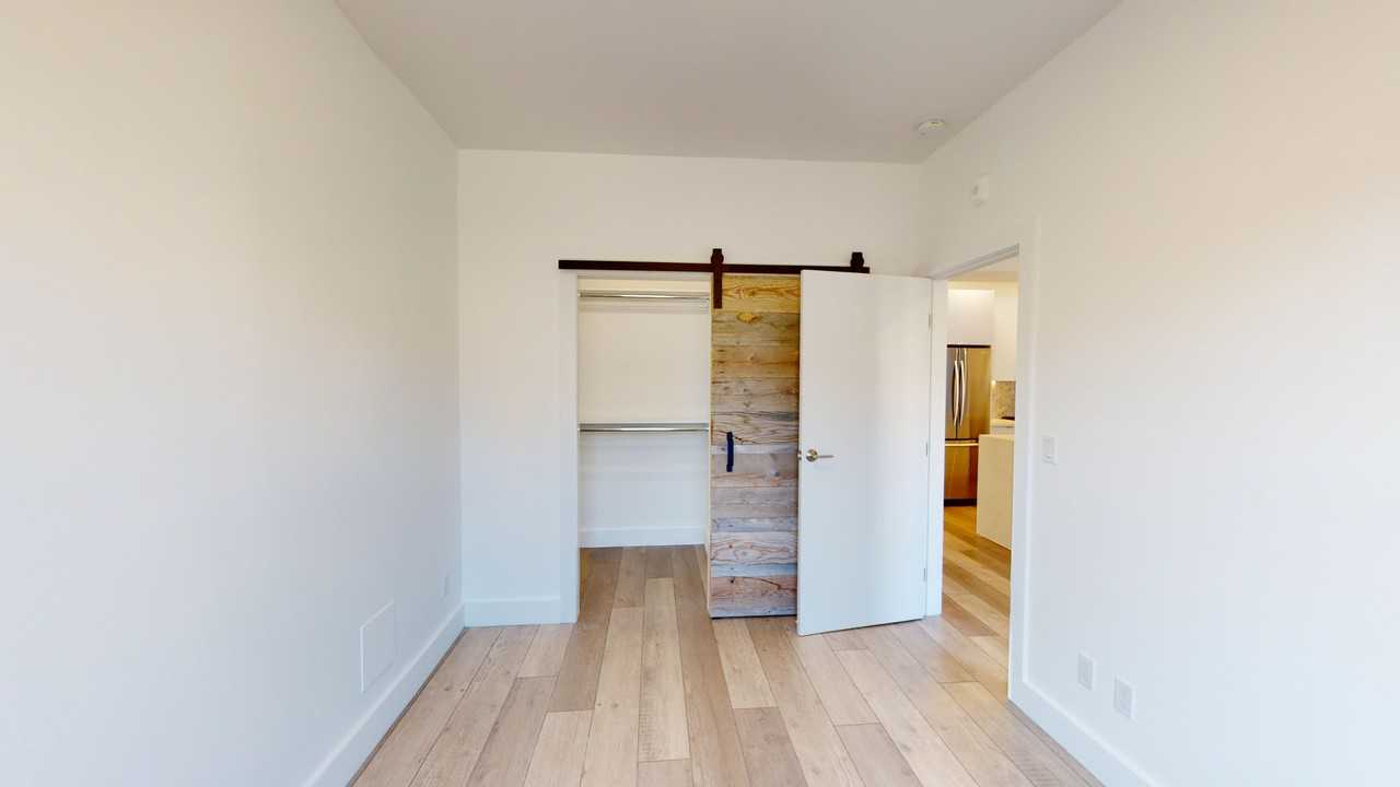 1472 Filbert Street - Photo 5 of 17