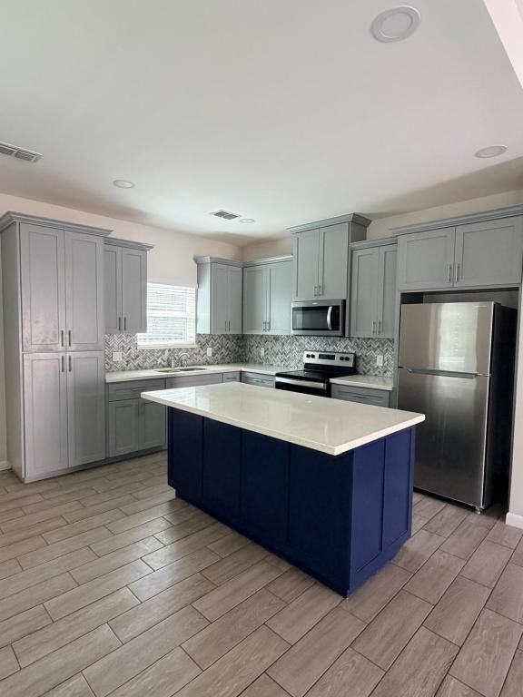 5901 Nightingale Unit 1 - Photo 3 of 9