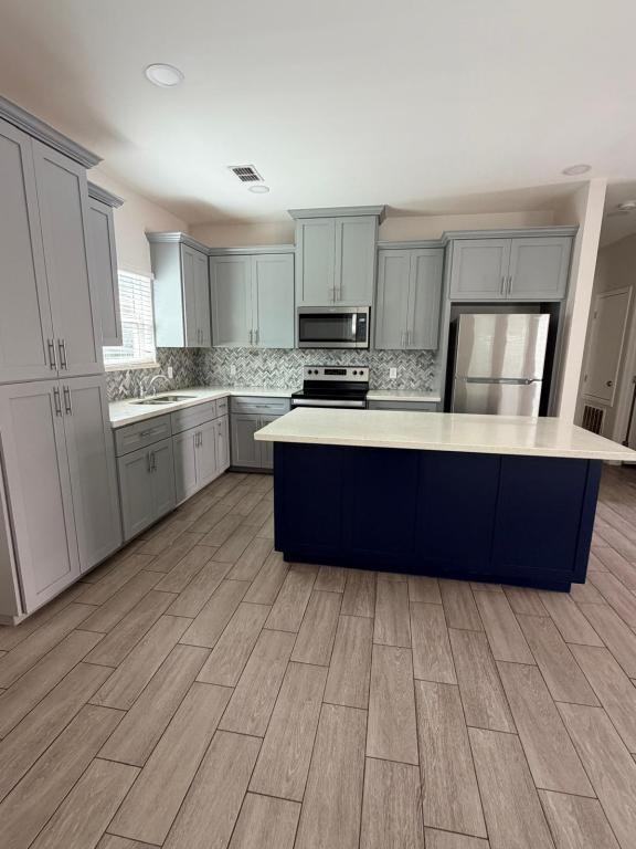 5901 Nightingale Unit 1 - Photo 4 of 9