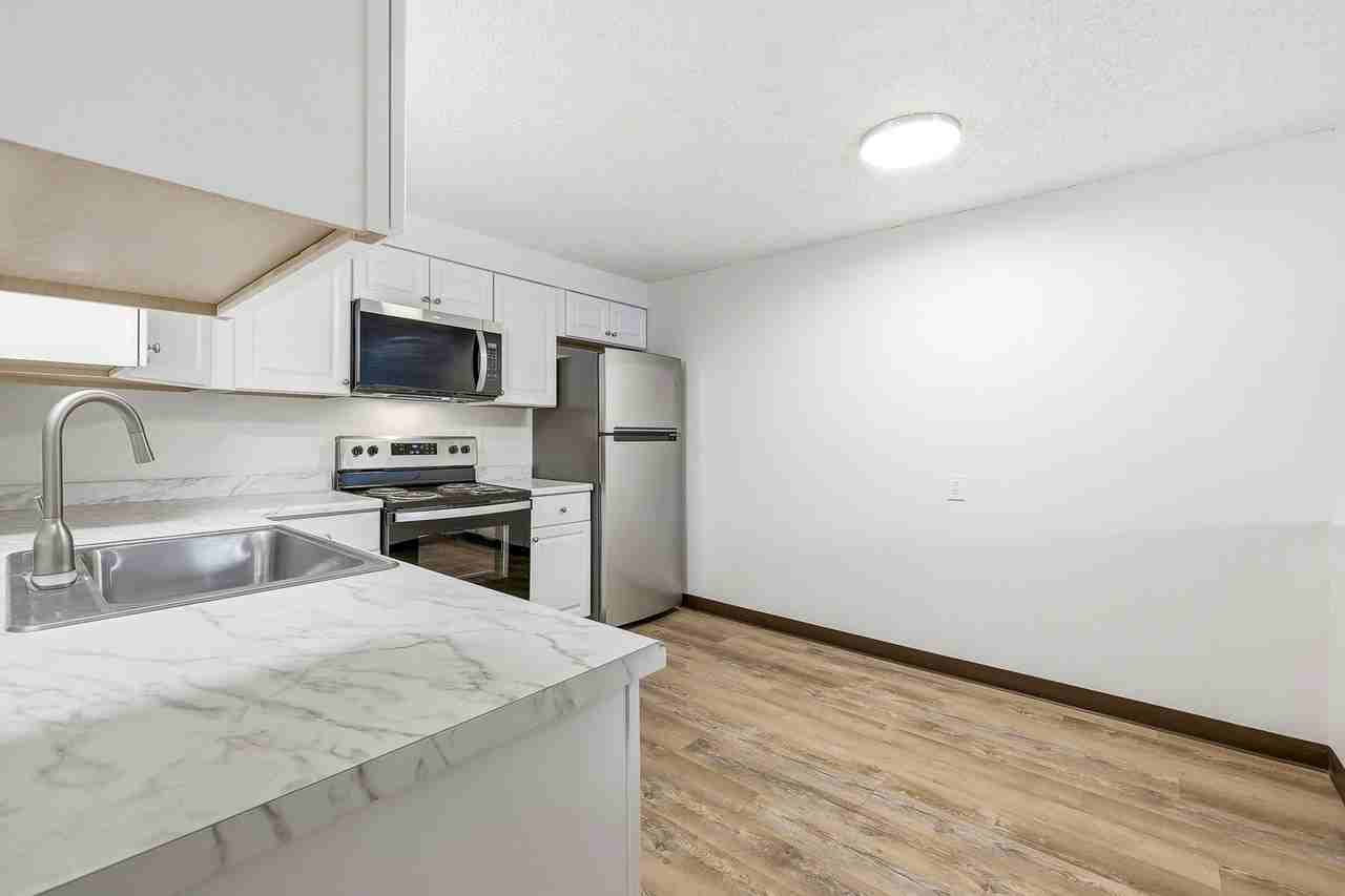 1 Month Free Rent Move In Special! Under New Management! - Photo 2 of 17