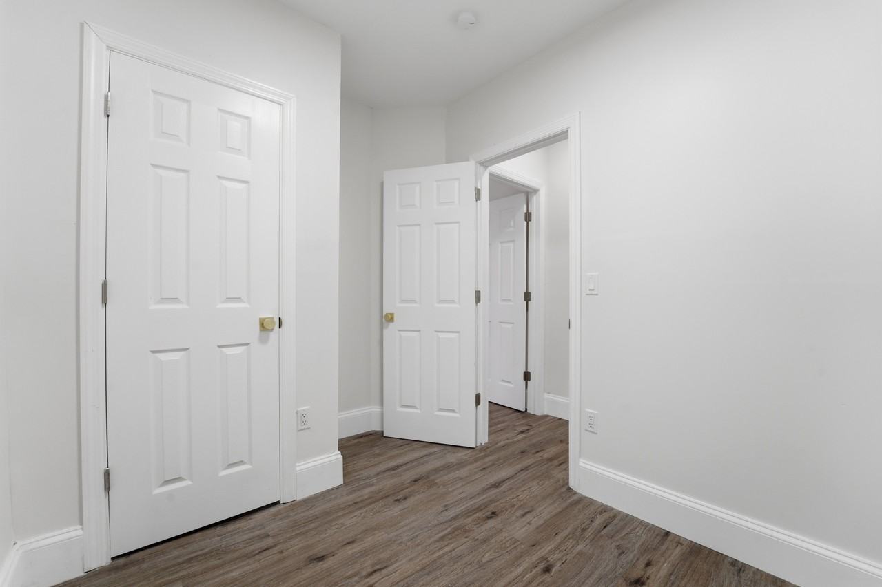 5155 Wyalusing Ave - Photo 2 of 25