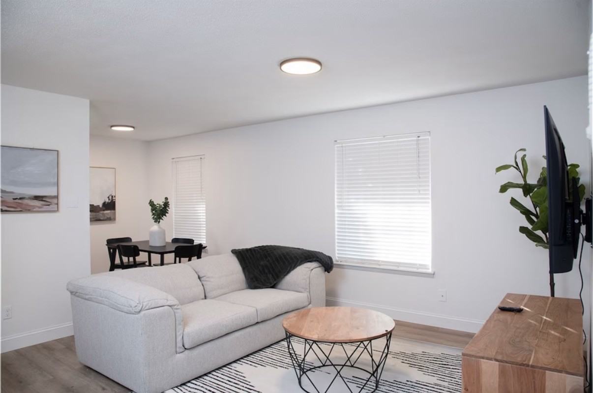 1017 S 22nd St #1 - Photo 2 of 13