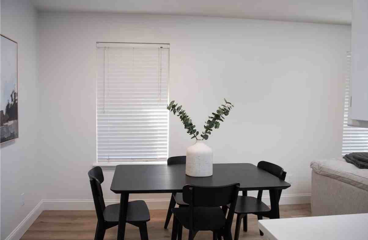 1017 S 22nd St #1 - Photo 4 of 13
