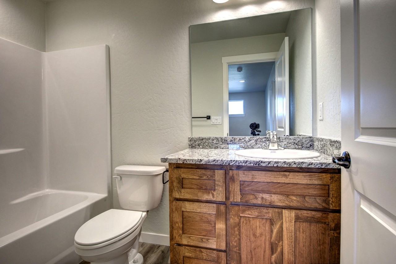 1161 Annalise St - Photo 5 of 11