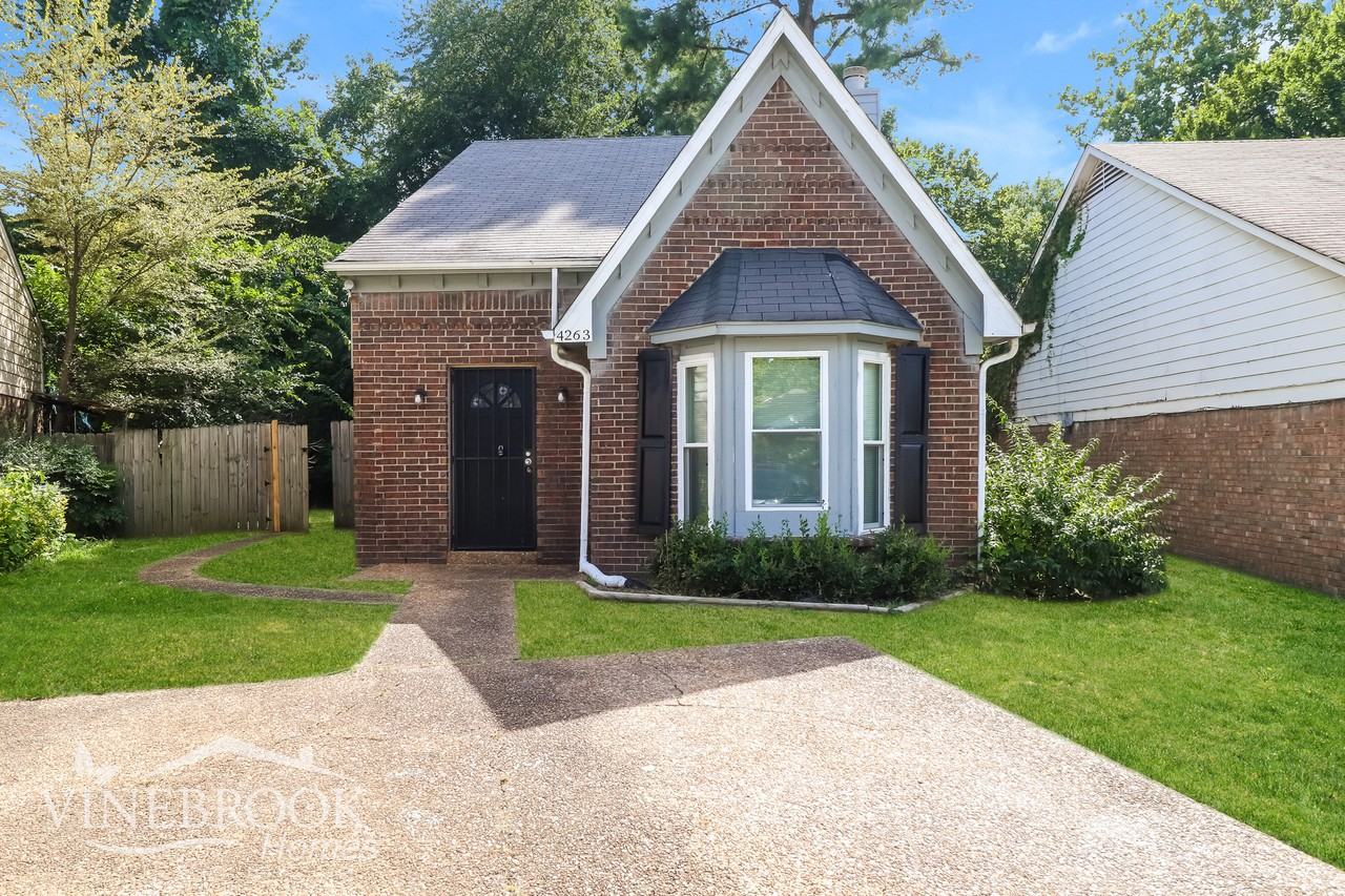 4263 Cedartree Dr - Photo 2 of 15