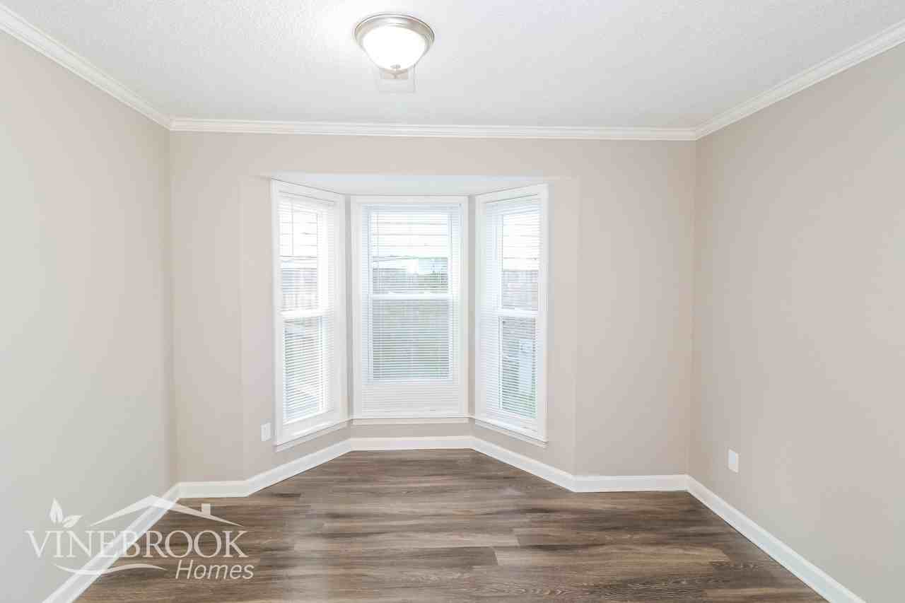 4263 Cedartree Dr - Photo 5 of 15