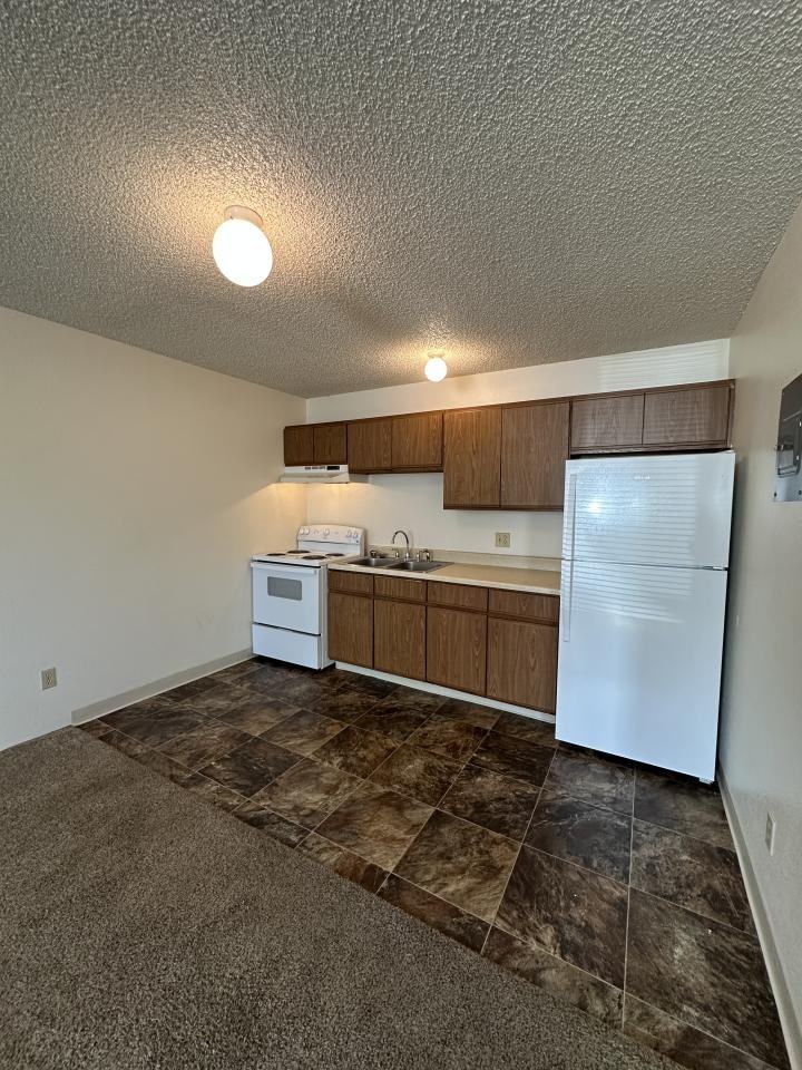 148 Prickett Ln #9 - Photo 4 of 7