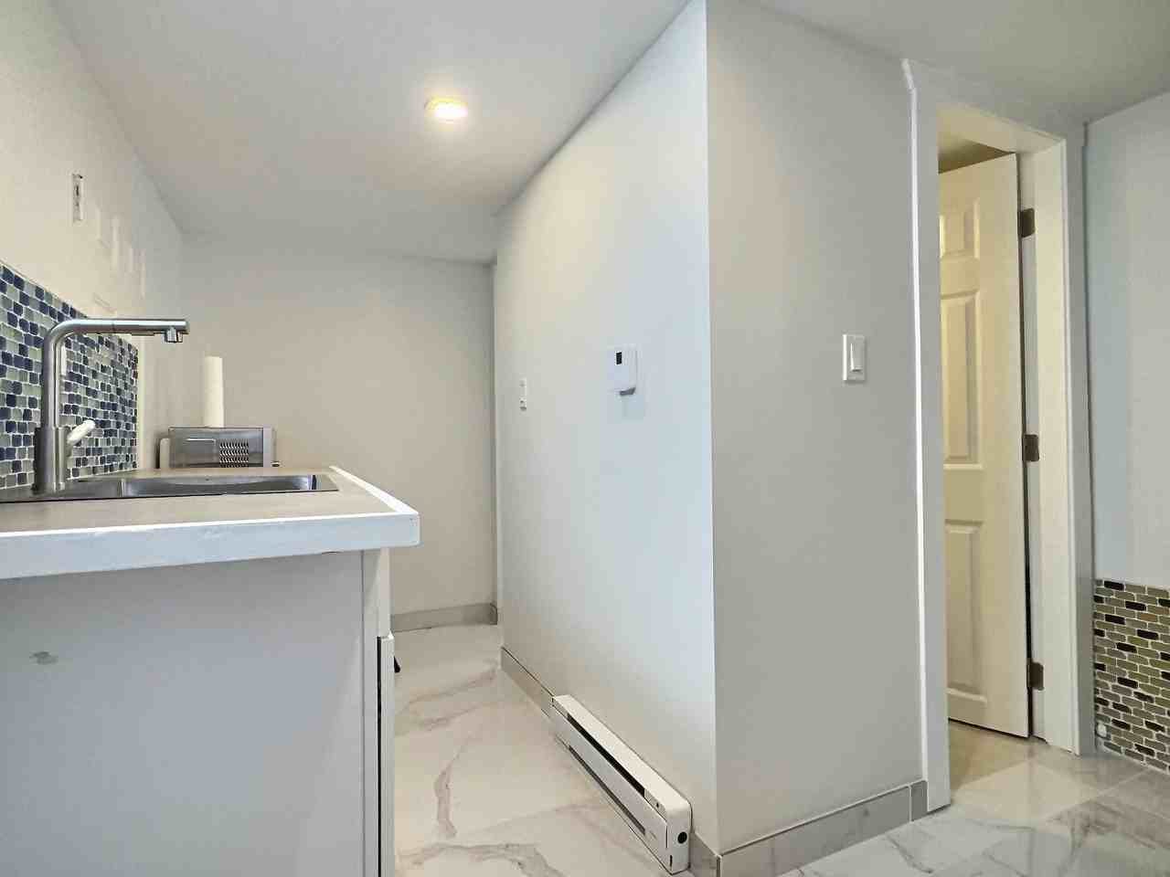 1625 Booth Ave - Photo 2 of 6