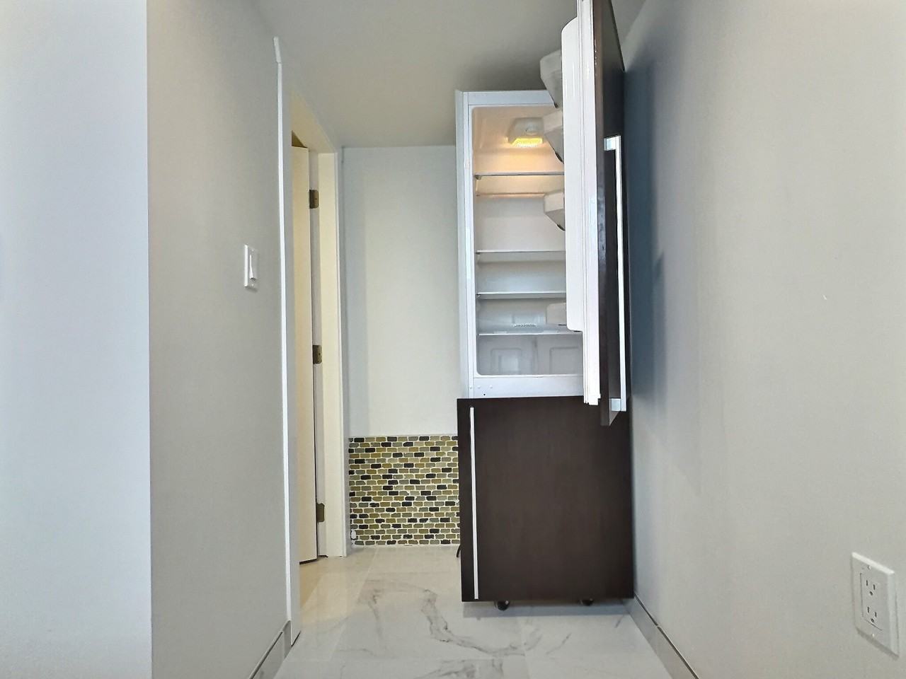1625 Booth Ave - Photo 5 of 6