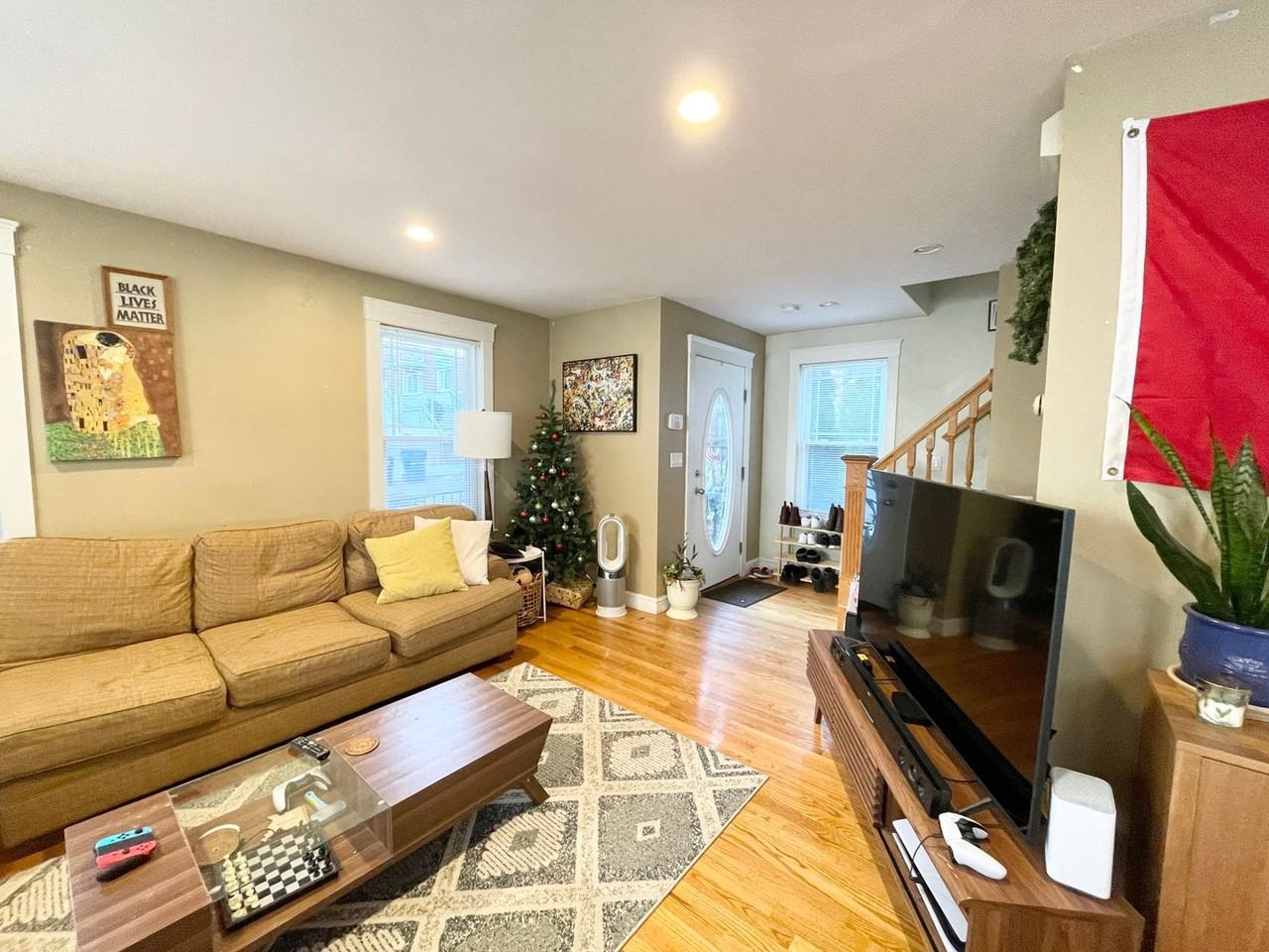 23 Iroquois St - Photo 4 of 16