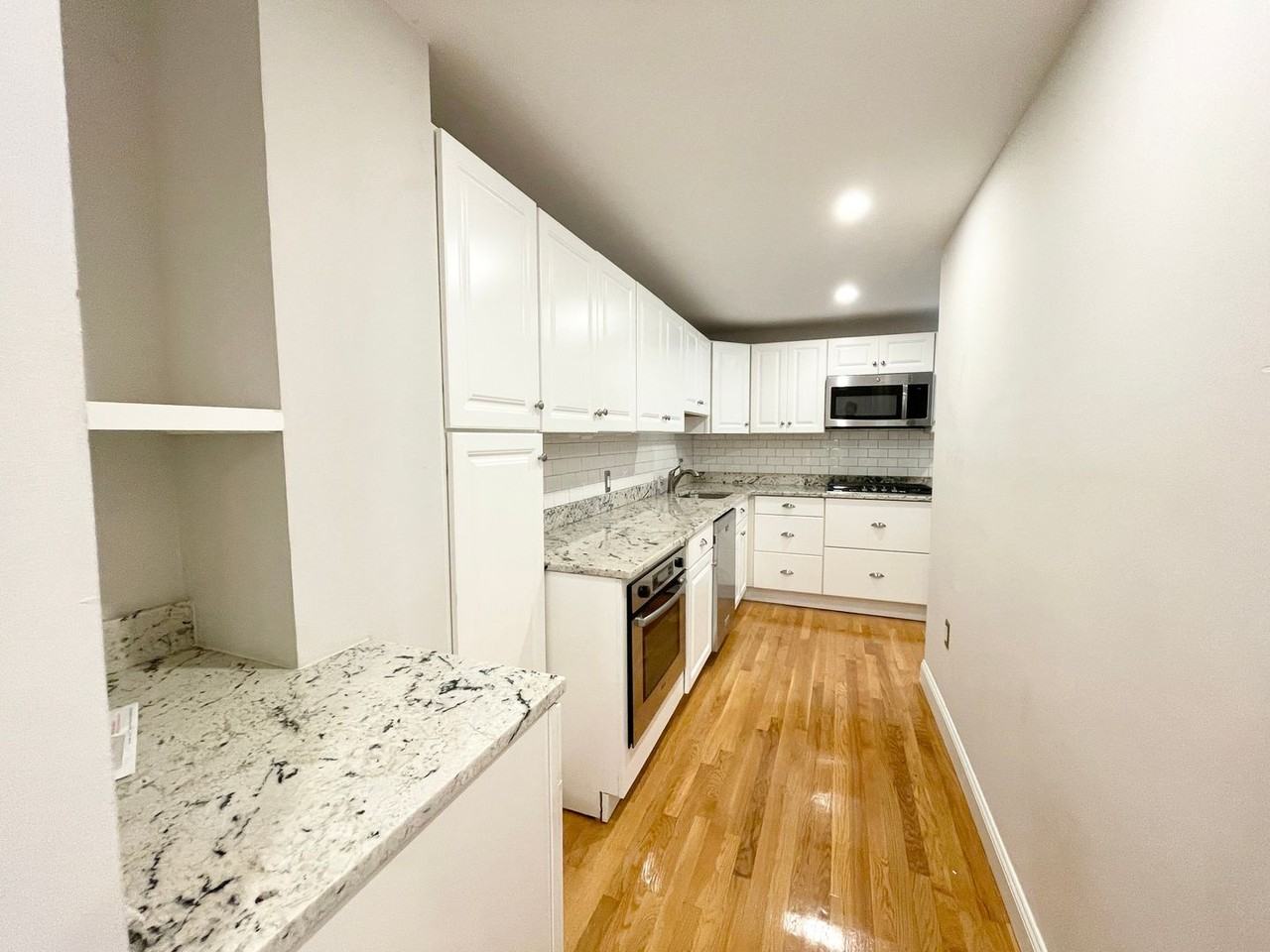 130 P St - Photo 2 of 12