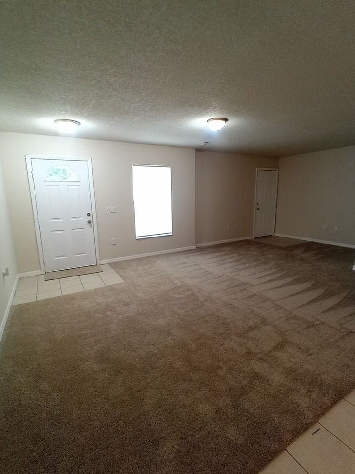 880 E Columbia Ave - Photo 6 of 36