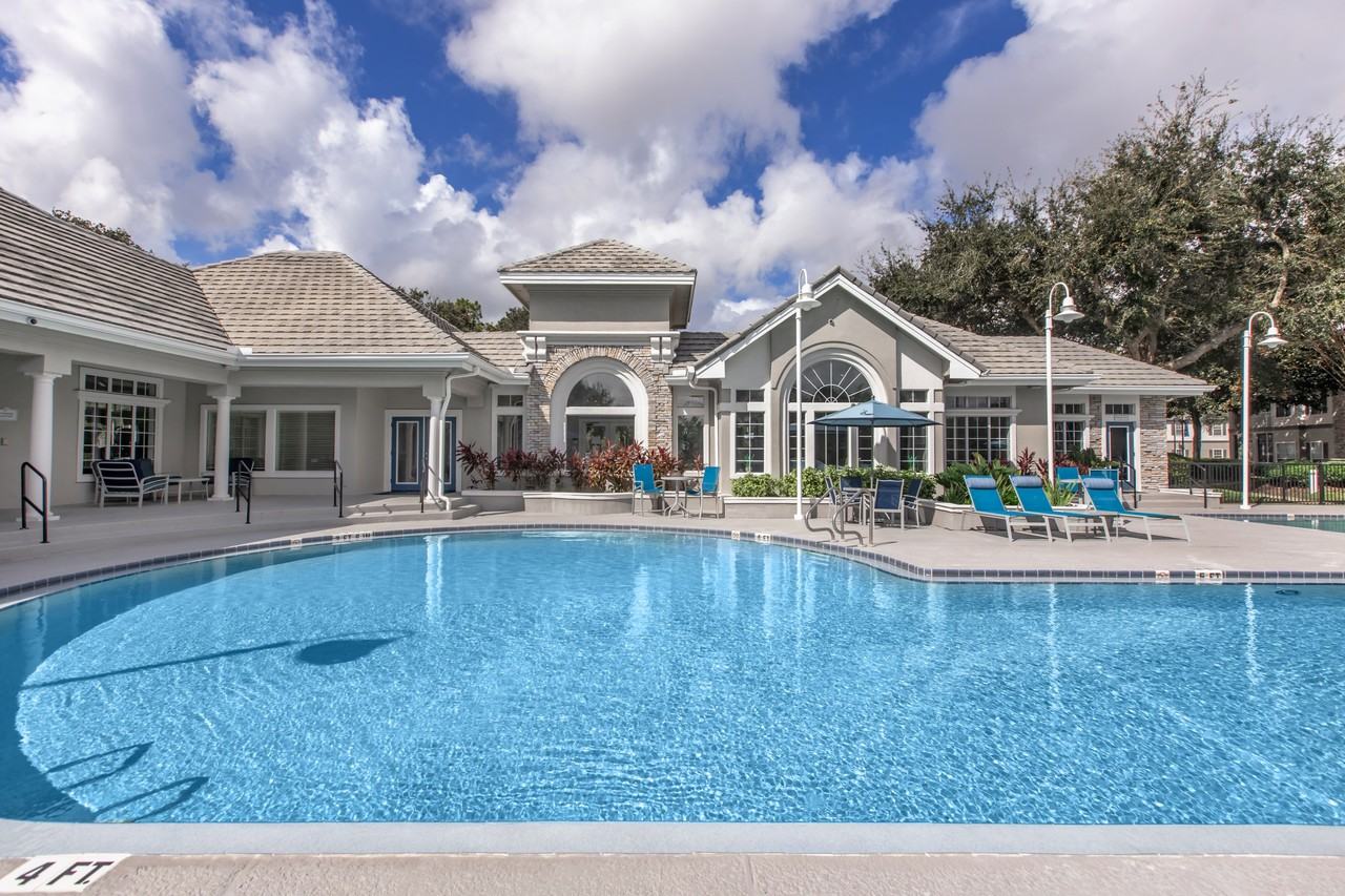 Registry at Windsor Parke - Photo 3 of 50