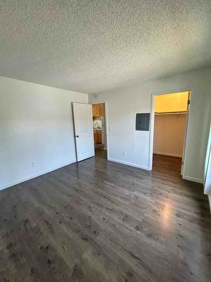 1444 Snooty Fox Apartments - Photo 6 of 14
