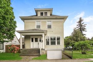 featured image of 1320 S 9th St