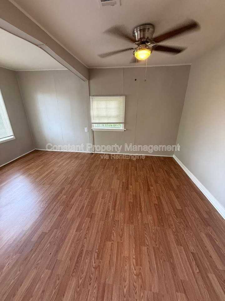 728 Key St - Photo 2 of 10