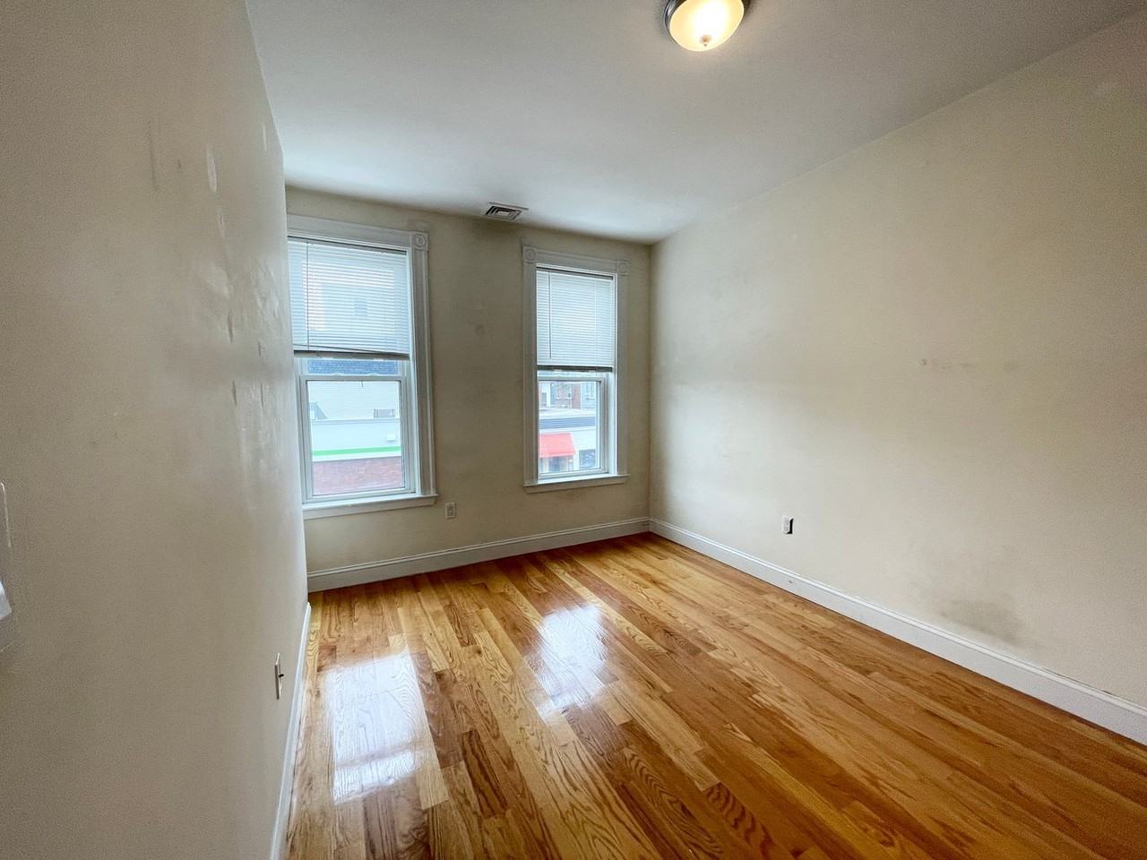 98 L St - Photo 5 of 15