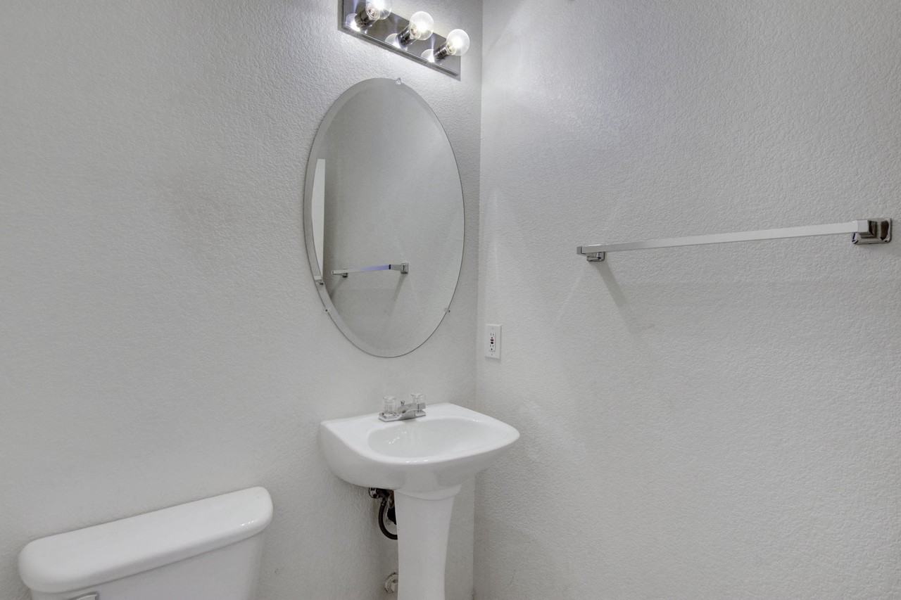 2576 Velez Valley Way #1 - Photo 6 of 26