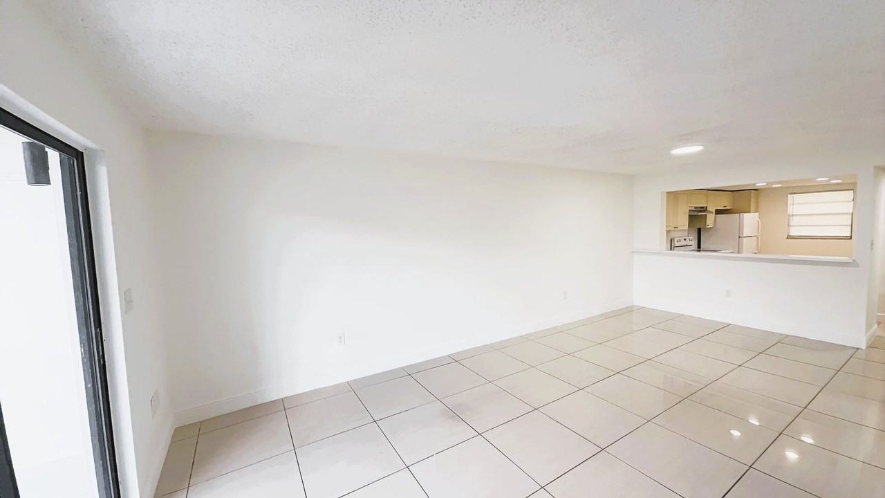 Pacifica Apartments - Photo 5 of 23