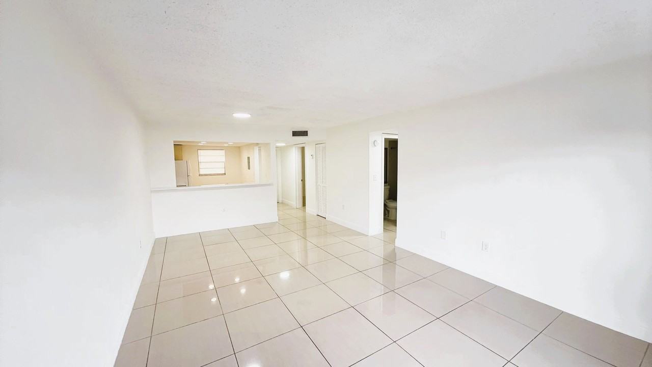 Pacifica Apartments - Photo 7 of 23